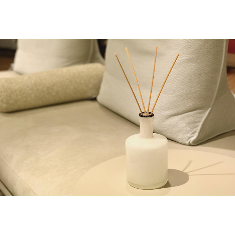 Reed Diffuser, White, 6.5" H x 4" W x 4" D, Champagne