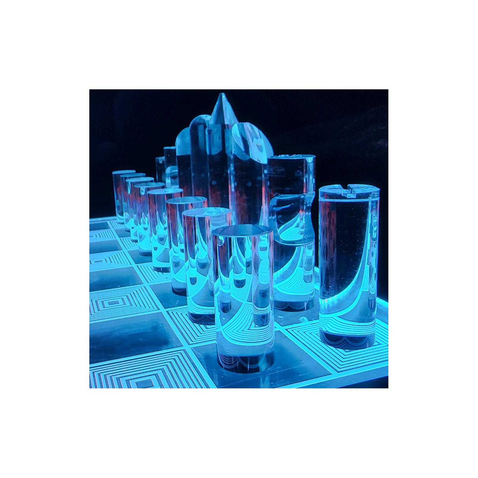 Light Glowing Chess Set