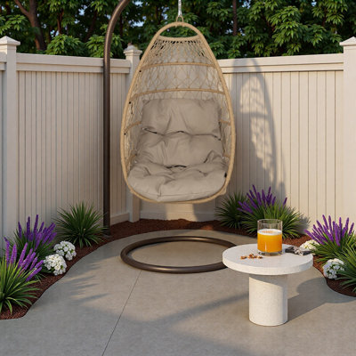 FOLDABLE HANGING CHAIR