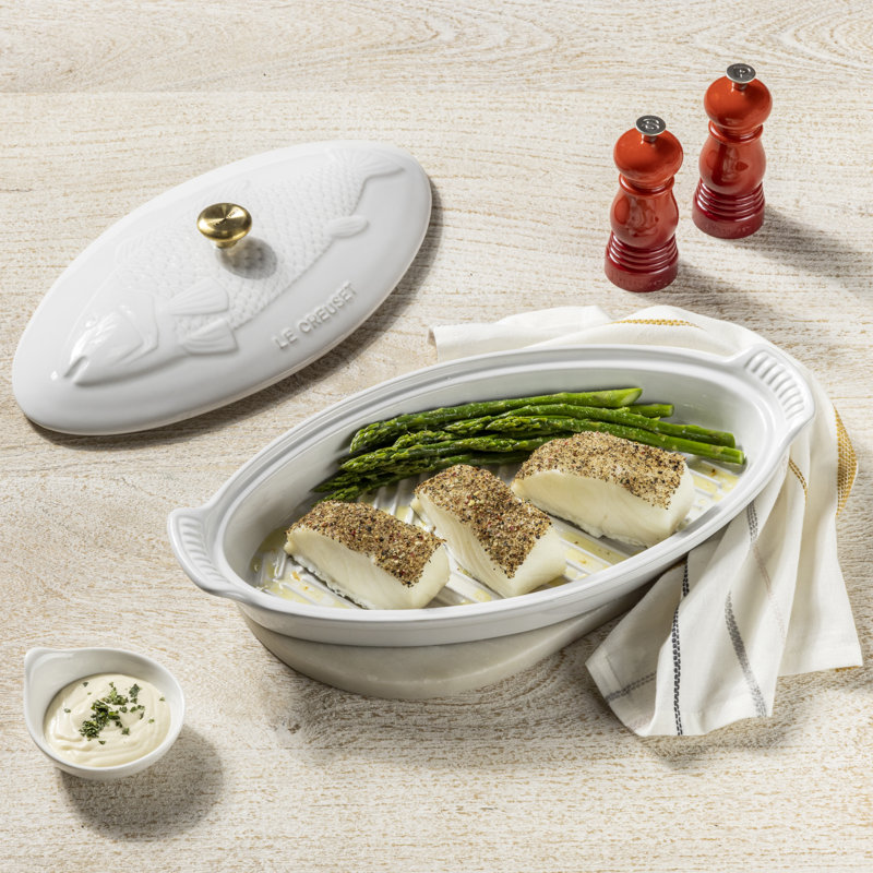 Le Creuset Stoneware Heritage Fish Baker, 1.7 Qt. - Cerise, Gray