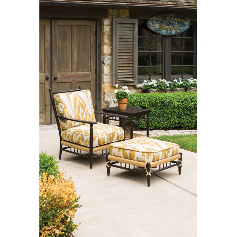 Low Country Outdoor Lounge Chair, Pavian Pool