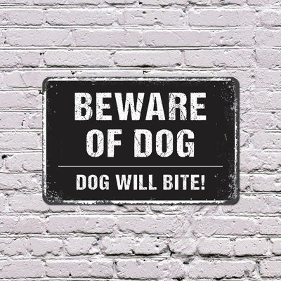 Panneau en plastique Beware Of Dog 13 po x 20 po