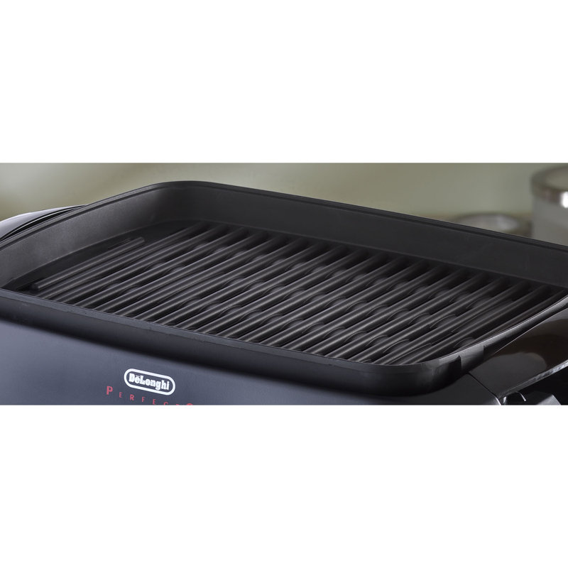 Perfecto Black Aluminum Electric Indoor Grill with Lid