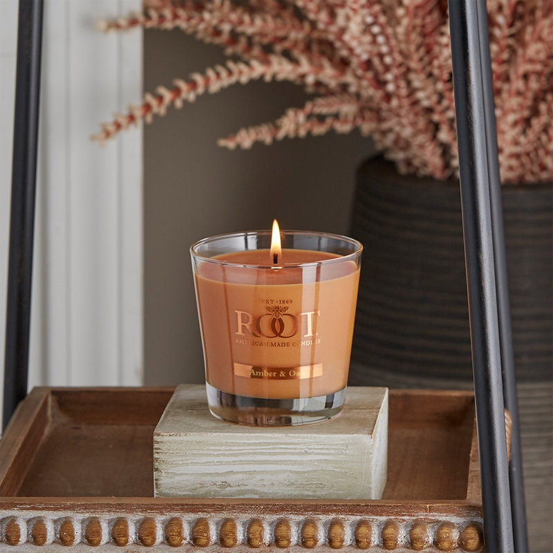 Bougie parfumée ambre et chêne, Pot de 6 oz