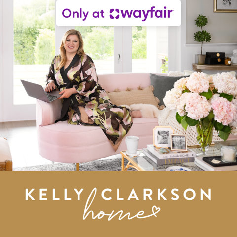 Kelly Clarkson Home