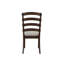 Chaise grise en tissu gris et table de salle à manger rectangulaire rustique avec finition brun et chêne