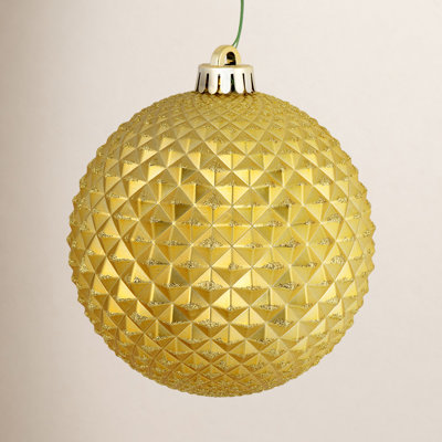 6" Bauble