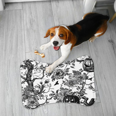 Halloween Chinoiserie Design - 1 Piece Bone Shape Feeding Mat