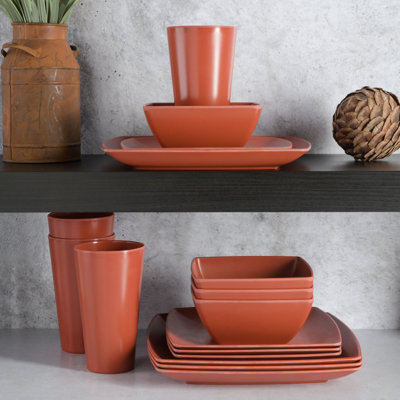 16 Piece Melamine Dinnerware Set, Service for 4