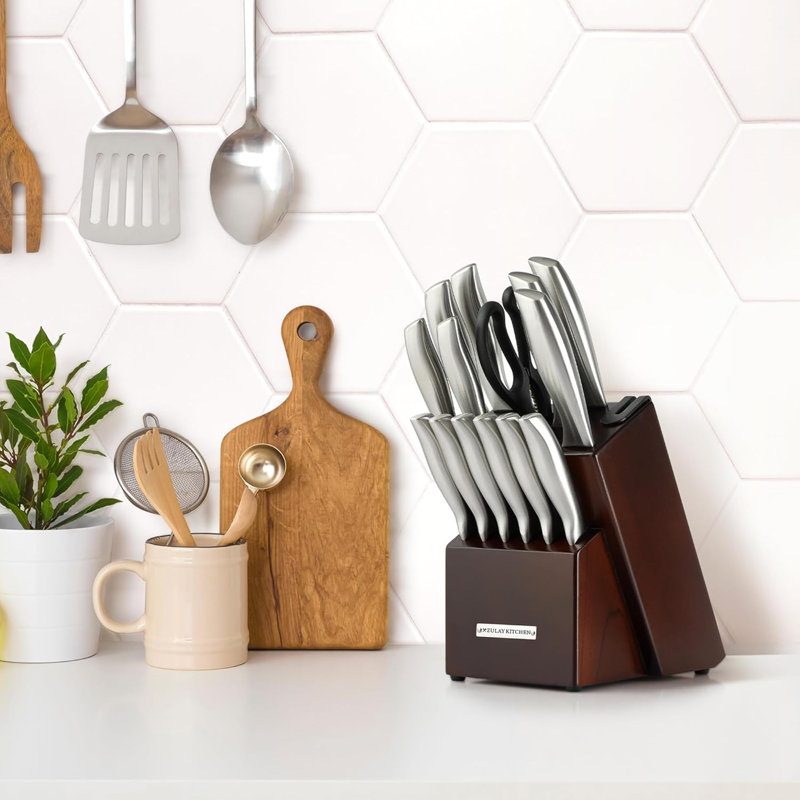 Ensemble de couteaux 15 pièces Zulay Kitchen Premium avec bloc en bois naturel et aiguiseur intégré, Brun foncé, Argent