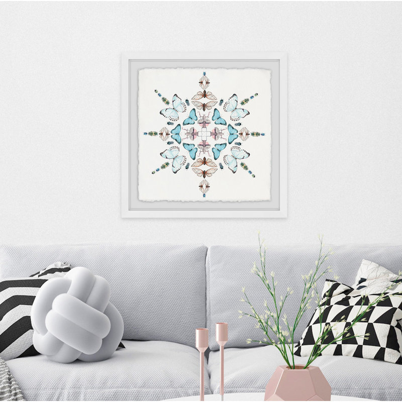 « papillon kaléidoscope », reproduction de peinture à l’aquarelle encadrée, H 32 po x l 32 po