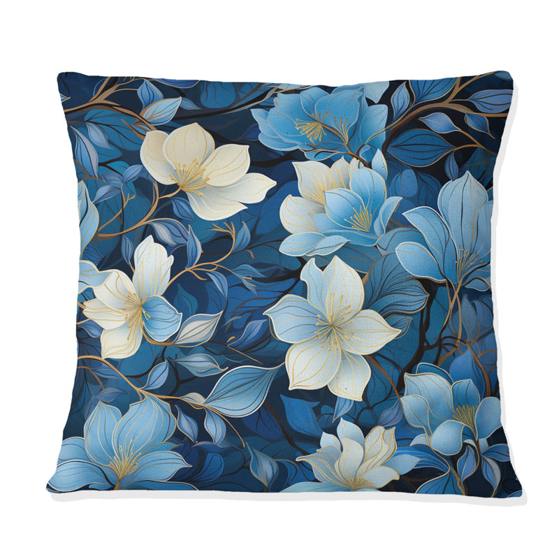 Motif floral blanc et bleu Bliss III - imprimé floral, H 18 po x l 18 po
