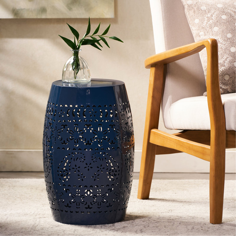 Table d'appoint marine de 12 pouces, structure en dentelle entièrement en métal, style transitionnel, sans assemblage, pour espace extérieur bleu foncé stable, collations et boissons parfaites