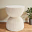 Tables de bout beiges MGO, table d'appoint moderne en forme de sablier pour la maison-372508132