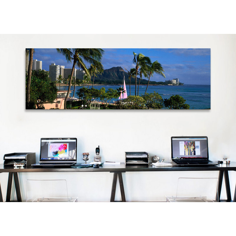 « diamond head, honolulu, hawaii », reproduction de photo sur toile, H 24 po x l 72 po x P 1,5 po, Toile tendue