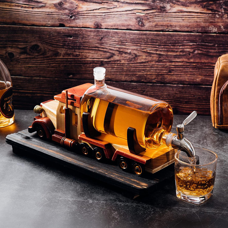 Jamonte Wood Decanter