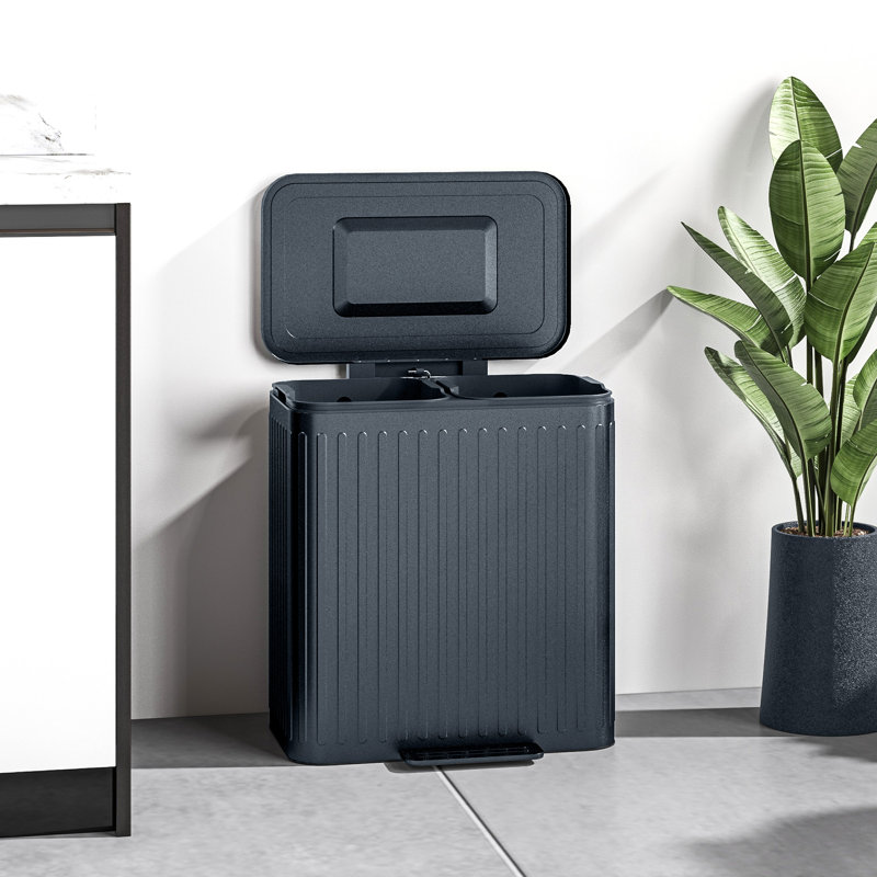 Step On Kitchen Trash Can - 40L
