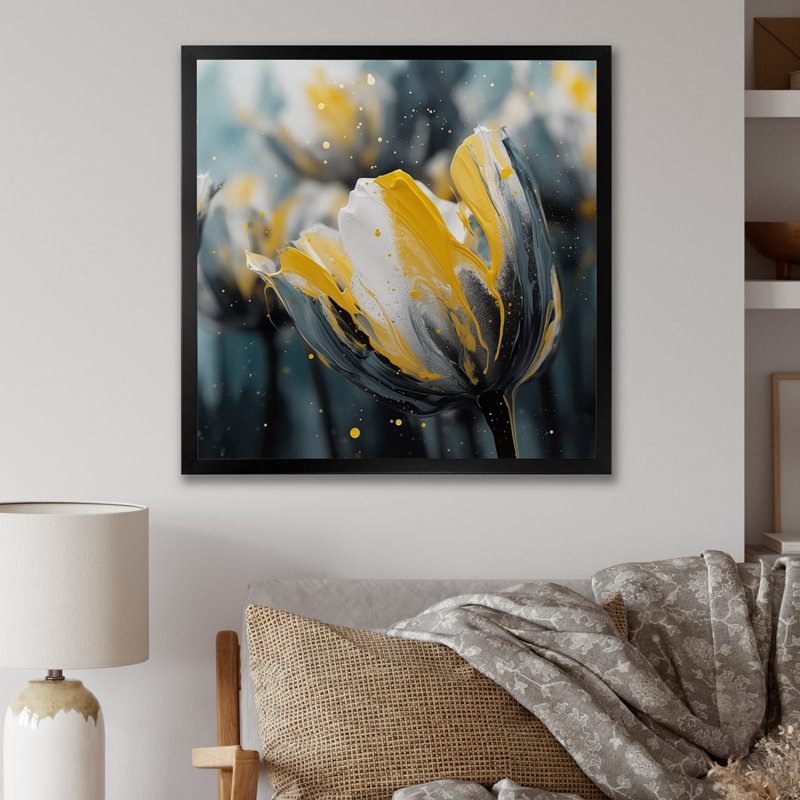 «Grey Tulip Serenity II - Tulip», reproduction d'art murale, Cadre photo noir, H 16 po x l 16 po x P 1 po