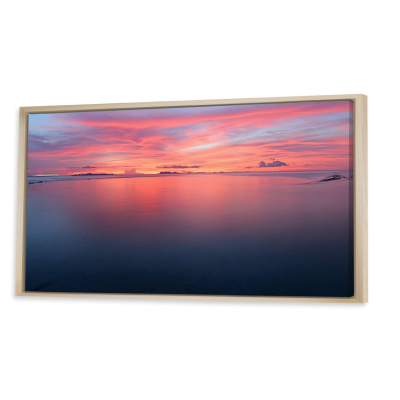 «Vibrant Panoramic Tropical Seascape Sunset» - photographie sur toile, H 12 po x l 20 po x P 1 po, Encadrement brun