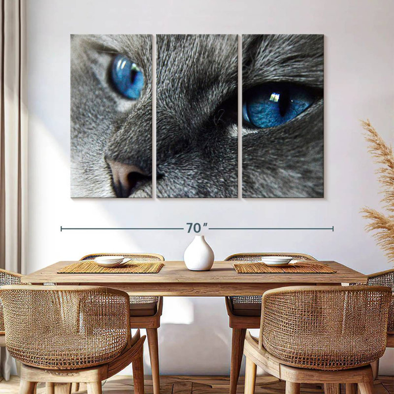 Brampt Cat Blue Eyes, 42" H x 65" W