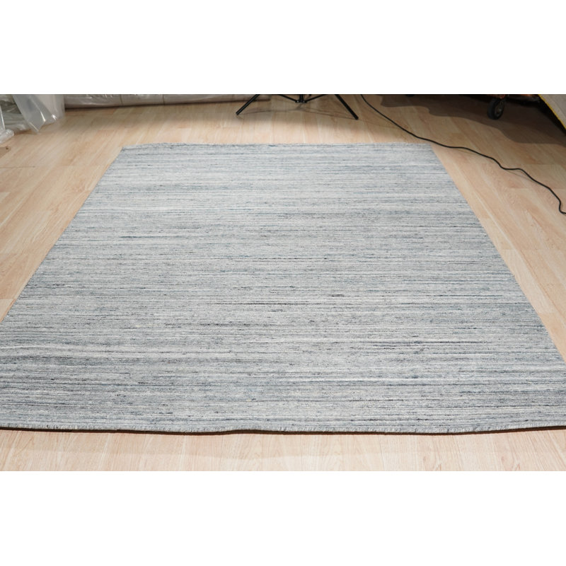 Tapis moderne en laine noué à la main gris clair Lori Baft Gabbeh, Rectangulaire 8 pi x 10 pi