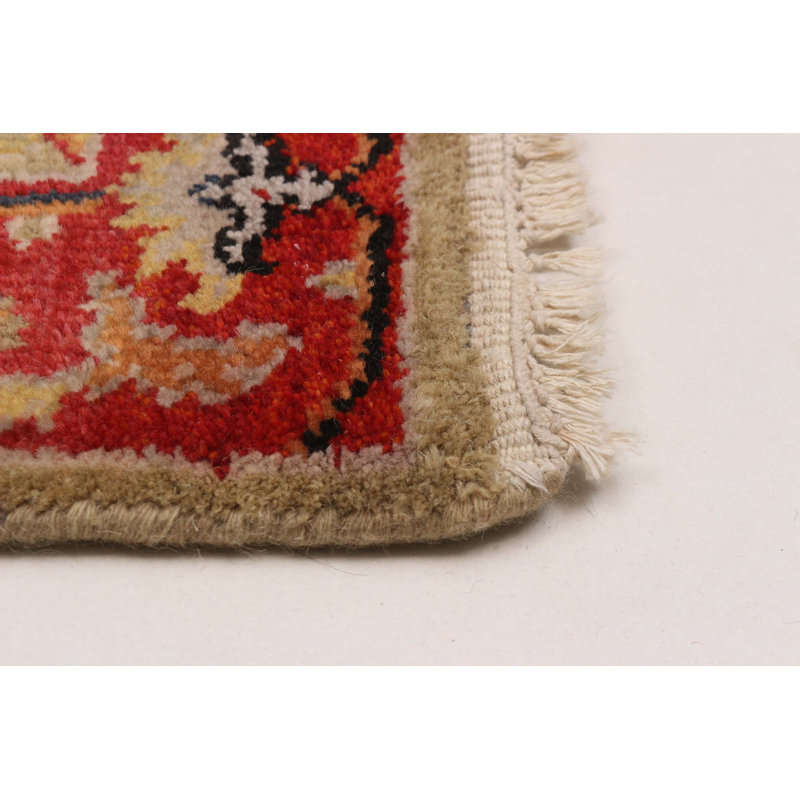 Jules Serapi Khaki Rug 2'7" x 5'11"