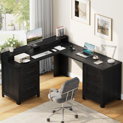 Spacieux bureau de direction en L - Bureau d'ordinateur d'angle 63 po avec 4 tiroirs classeurs, support pour écran, prise de courant, tiroirs de rangement pour bureau personnel, couleur bois naturel