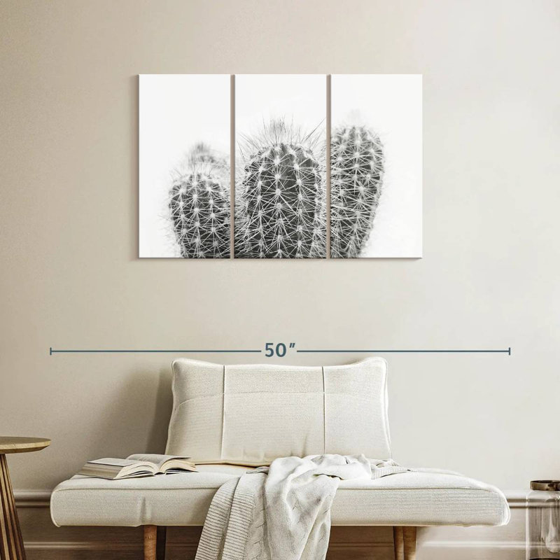 Harnek Prickly, 24" H x 38" W