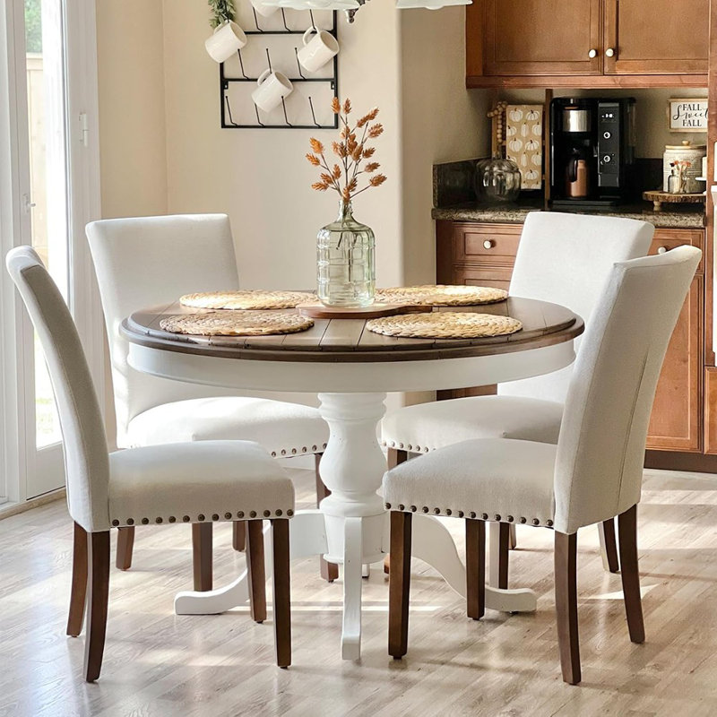 Ensemble de 4 chaises de salle à manger rembourrées de style Parsons beige avec dossier haut, pour table de cuisine ronde ou petite salle à manger - confortables et élégantes