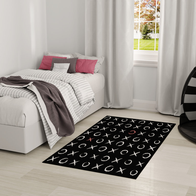 Arranjeet Machine Washable Black Indoor Rug, Rectangle 4' x 6'
