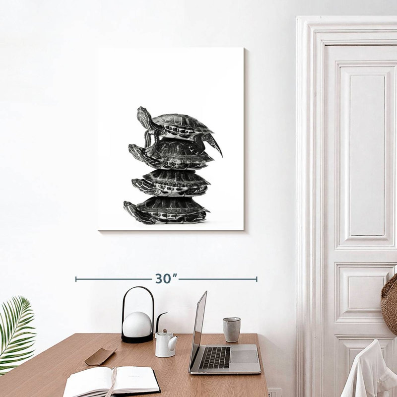 «Stacked Four Turtles», reproduction sur toile tendue, H 30 po x l 24 po x P 1,25 po