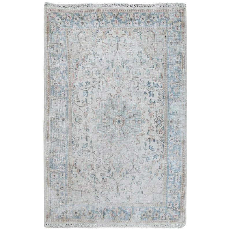 Tapis persan Kerman de 1 pi 10 po x 2 pi 10 po ivoire en laine nouée à la main de style persan rétro ciselé à l'aspect usé 4F81408F7F7347B9B643F2ACFCEA4170