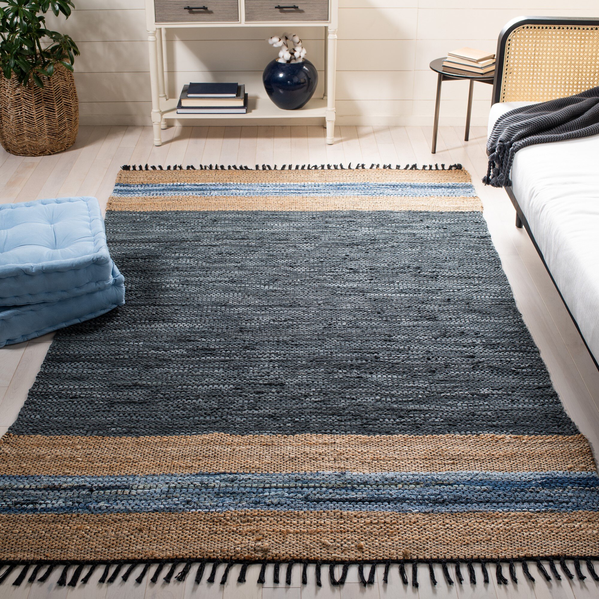 https://assets.wfcdn.com/im/89630378/compr-r85/1556/155658244/patrick-handmade-flatweave-rug.jpg