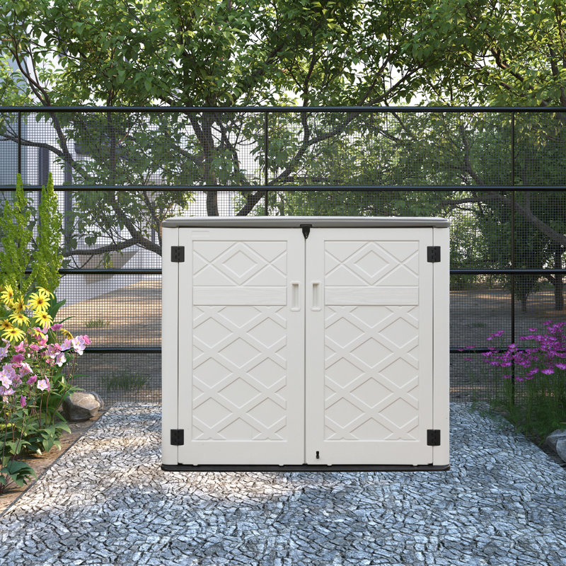 Remise de rangement horizontale en résine de 4 pi 5 po x P 2 pi 10 po, Blanc