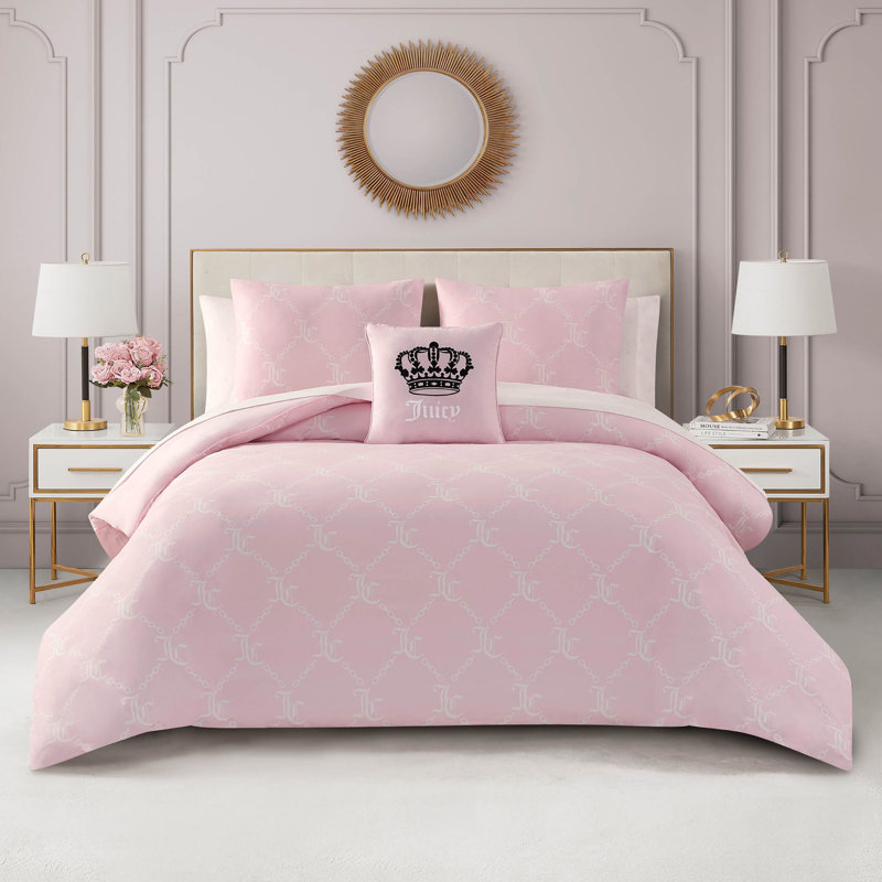 Juicy Couture Link Printed Bed-in-a-Bag Comforter Set, King Comforter + 7 Additional Pieces, Light Pink/White