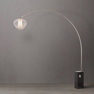 Lampe en arc 95 po Iconic - Corps en acier nickel satiné, abat-jour sphérique en satin blanc, base en acier marbré, à intensité variable, 1 lumière, gradateur à glissière au pied