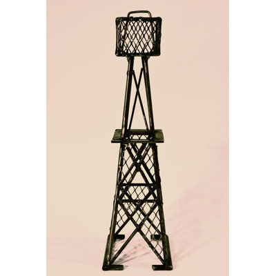 Sculpture derrick oil Metter