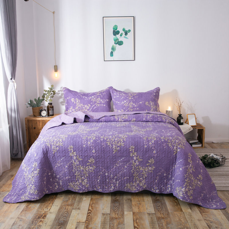 Modern & Contemporary Machine Woven Floral Quilt, King Quilt + 2 King Shams