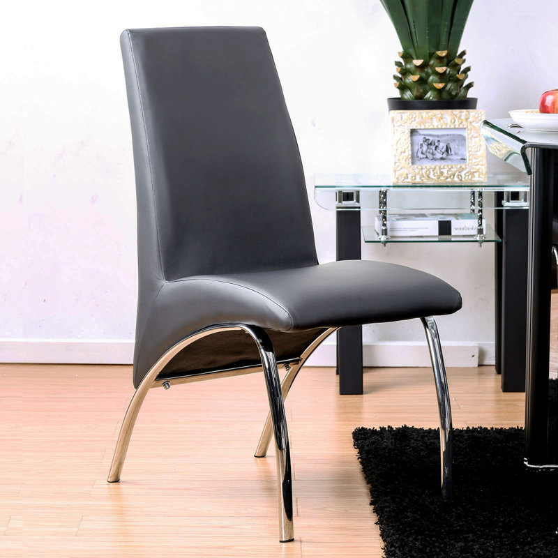 Chaise d'appoint rembourrée Oshin, Gris