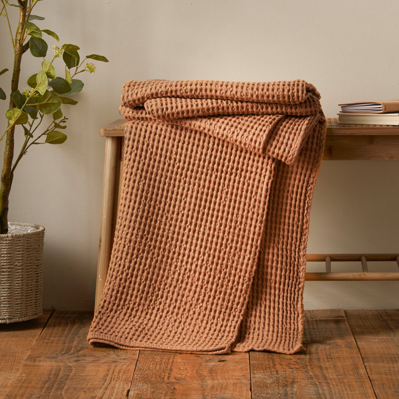 Sydia Throw Blanket, Brown