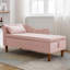  Chaise longue rembourrée en velours rose Blush-257069434