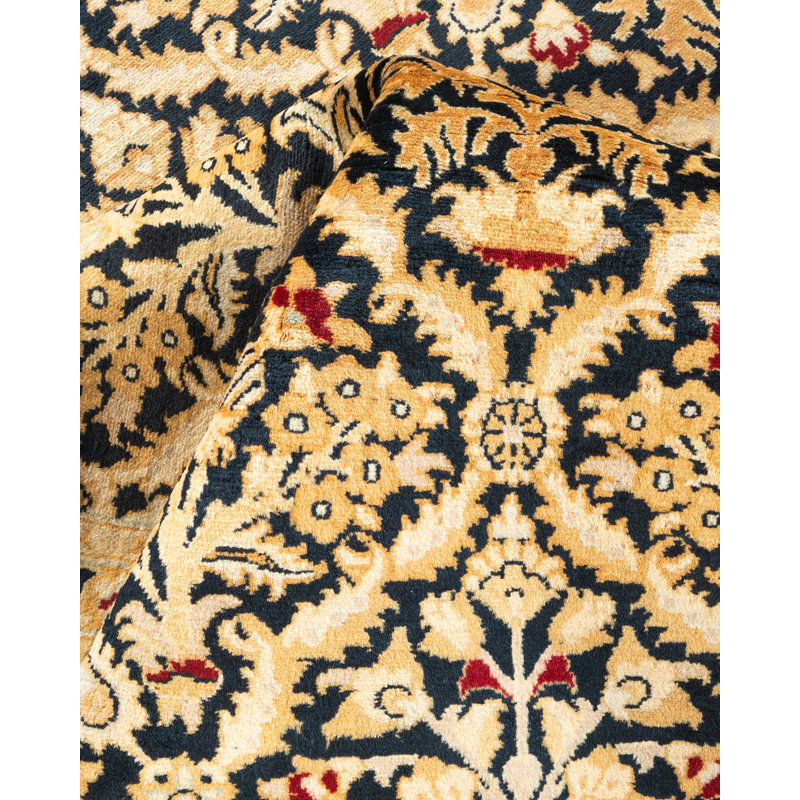 Classic One-of-a-Kind 6' 1" X 8' 8" Hand Knotted Area Rug