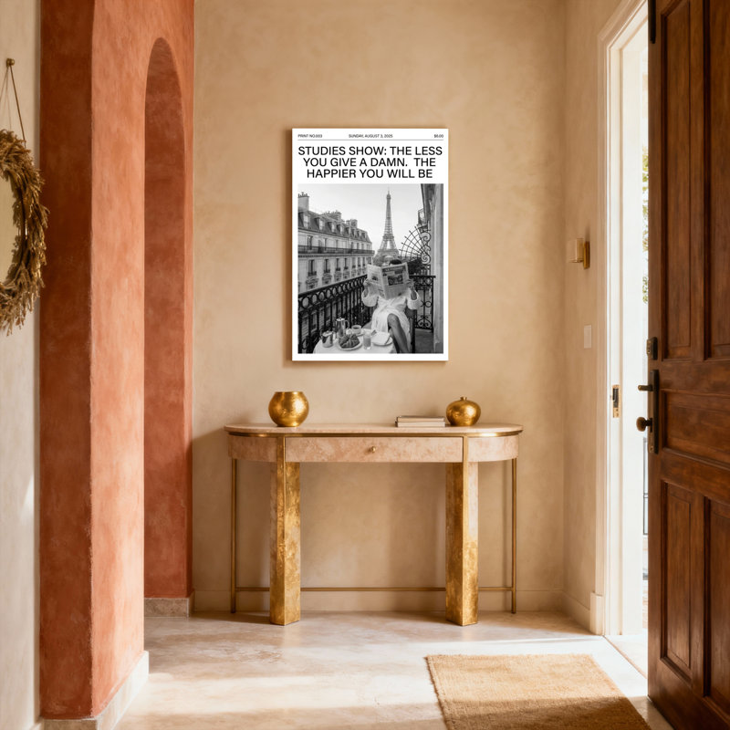 Scène de balcon en noir et blanc avec tour Eiffel et femme lisant un journal, impression sur toile tendue sur toile, ensemble de 1
