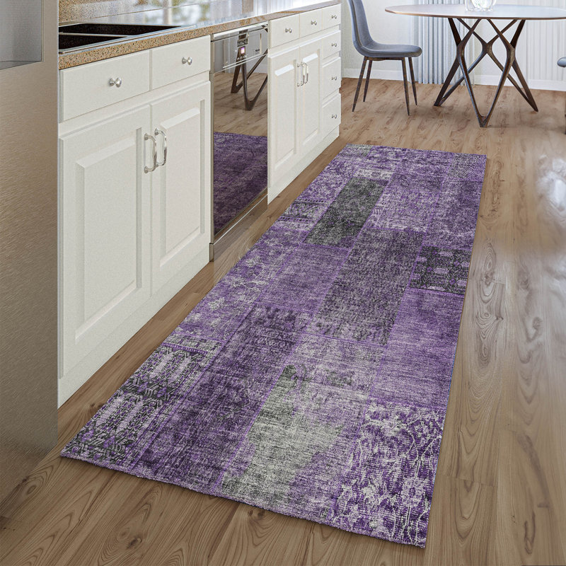 Tapis aubergine de qualité supérieure lavable à la machine Prisco, Tapis de couloir 2 pi 3 po x 7 pi 6 po