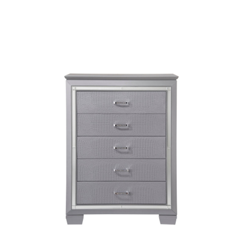 Commode haute moderne à cinq tiroirs argentée avec miroir et détails chromés Modern