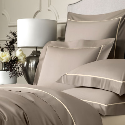 Plaza Sateen Duvet Cover