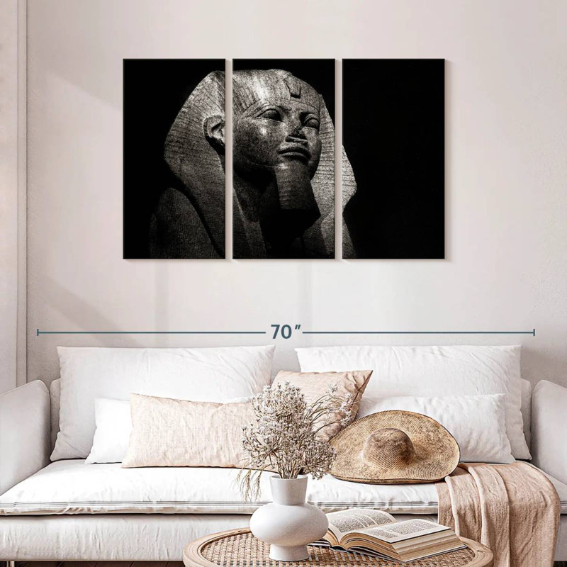 Brampt Closeup Black Sphinx, 28" H x 45" W