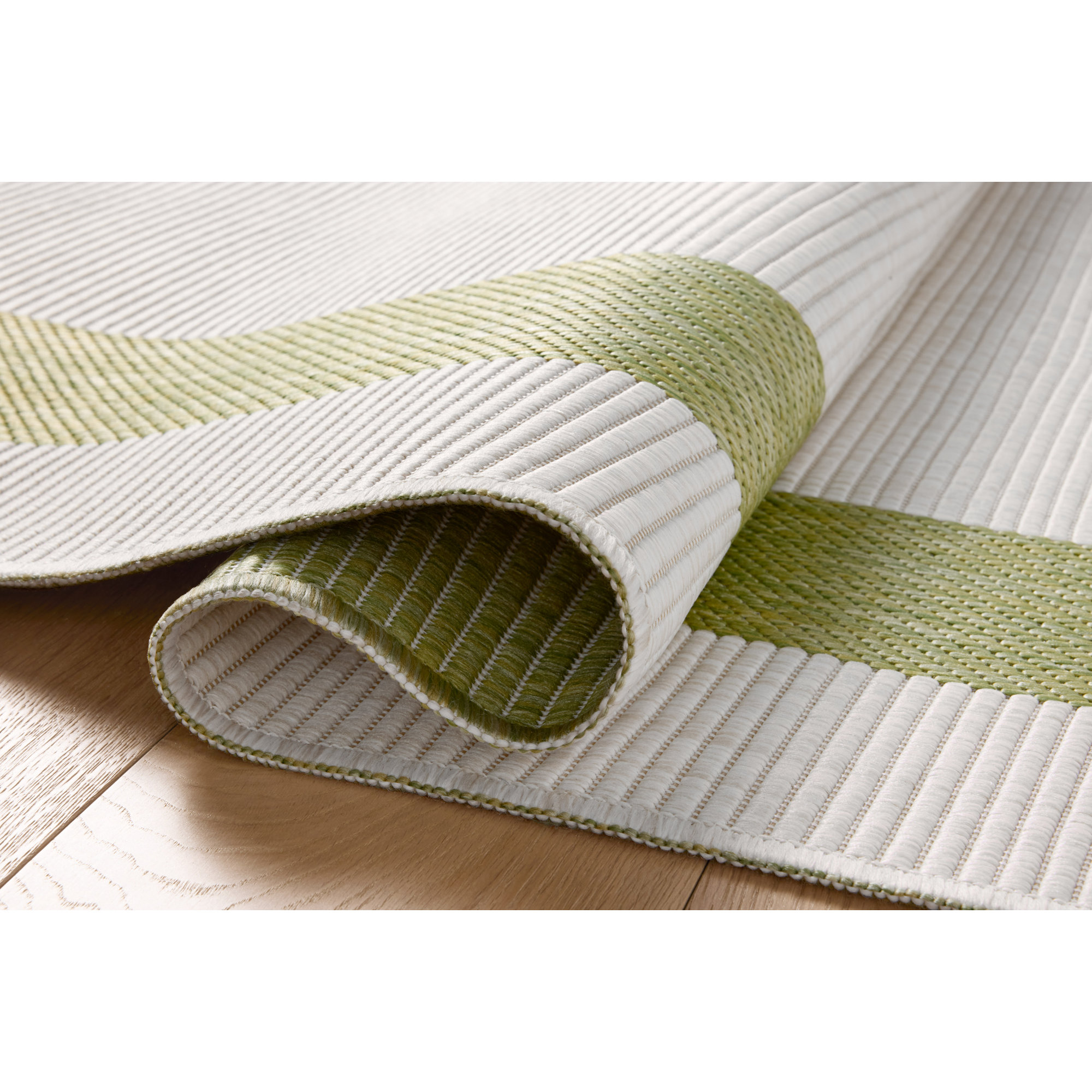 Loloi Easton Green / Ivory Indoor / Outdoor Area Rug, Rectangle 4' x 6'