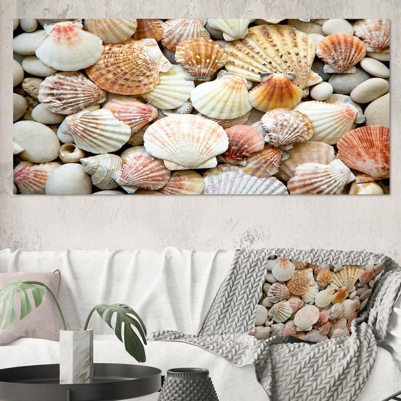«Red Orange» et «White Shells and Stones» - Photographie sur toile tendue, H 28 po x l 60 po