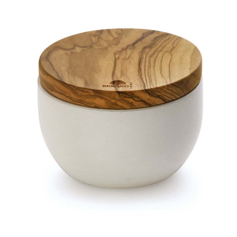 Salière en bois d'olivier Berard France, H 2,76 po x l 2,76 po x P 4,72 po